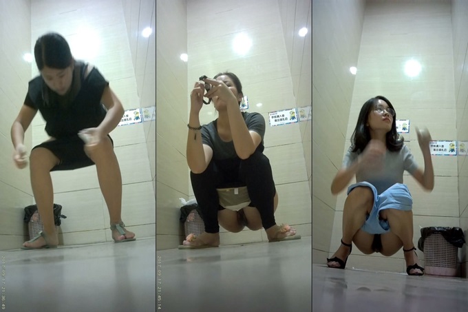某大型商场公共女厕拍摄到的各式少妇如厕 边尿尿边对着镜头看 逼
